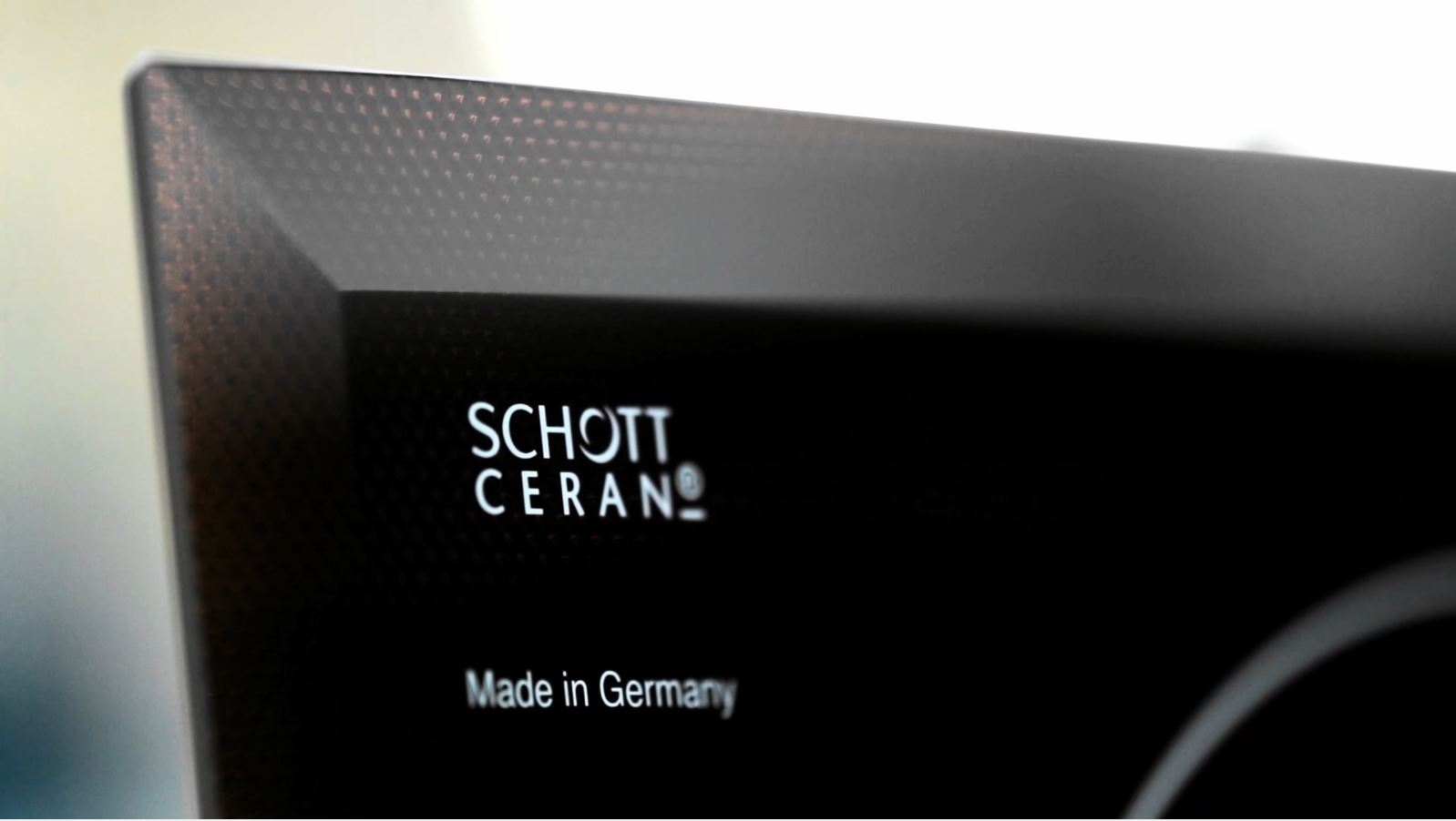 kinh-schott-ceran